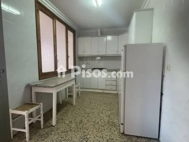 Köök - Two-Storey House with Patio in Campo de Criptana