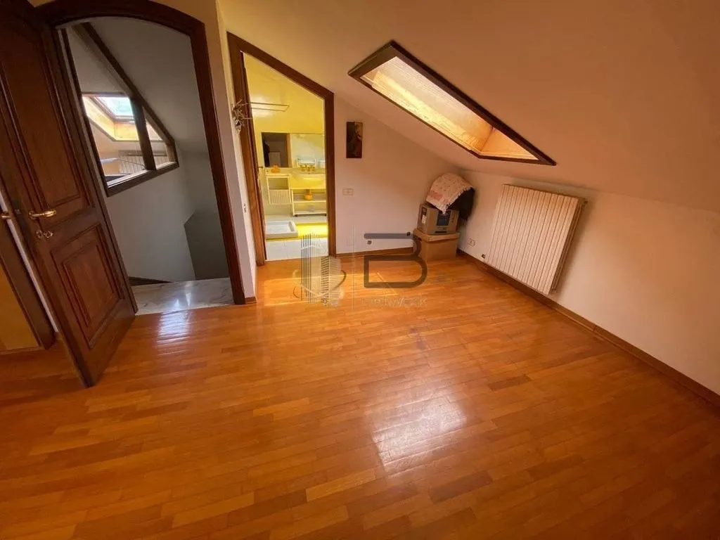 Stanze - Villa con giardino privato a Marina di Carrara