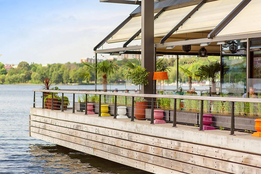 Terrass - Two-Bedroom Flat with Garden Access in Kungsholmen