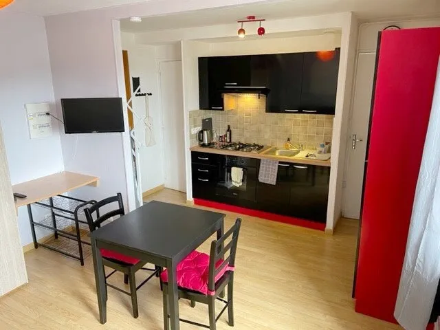 Sala da pranzo - Studio with Parking in Lisieux Centre