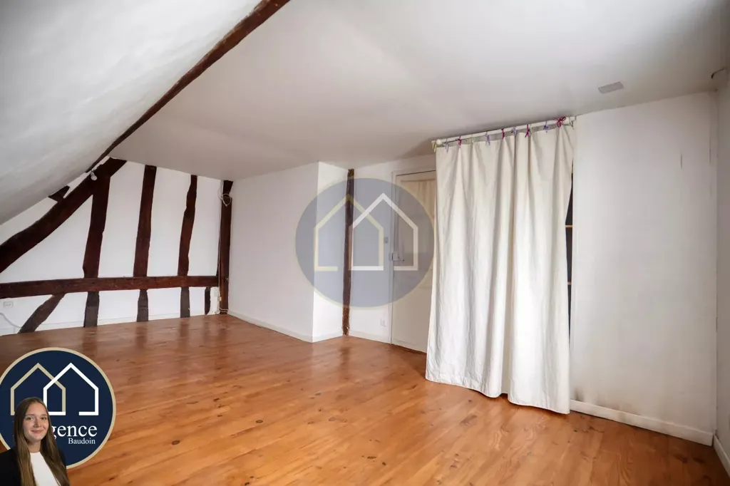 Pièces - Maison 7 pièces à Tremblay-les-Villages