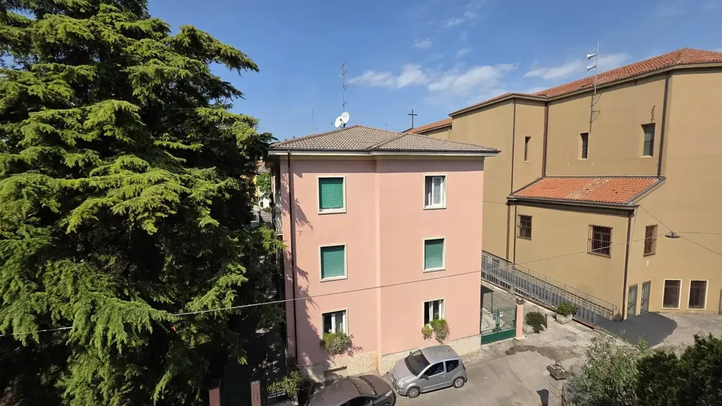 4-room apartment in IT