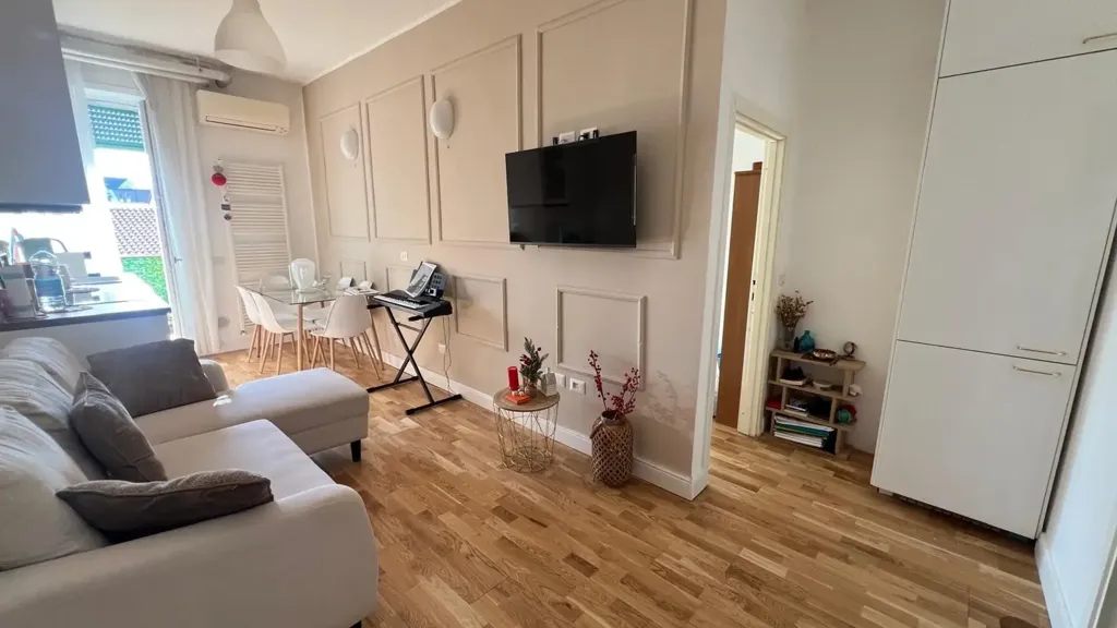 Séjour - Rented Two-Bedroom in Cernusco Sul Naviglio