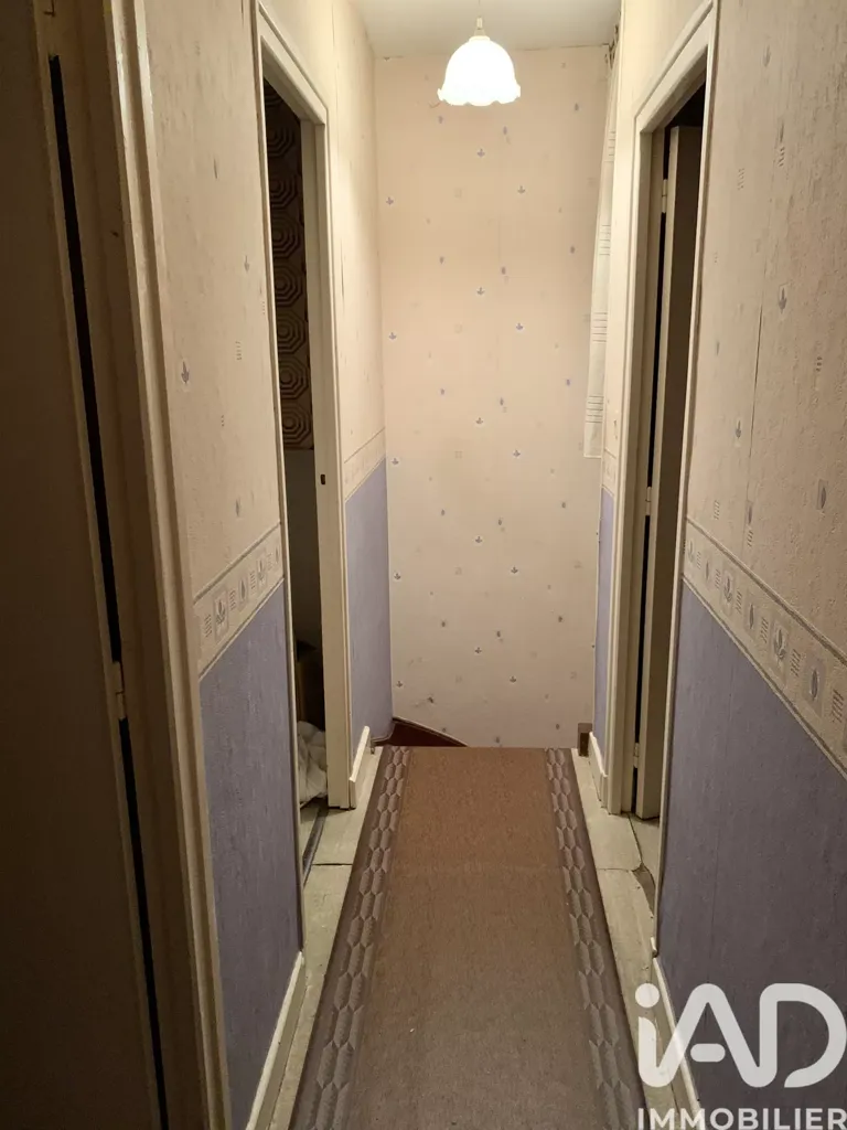 hallway_entrance