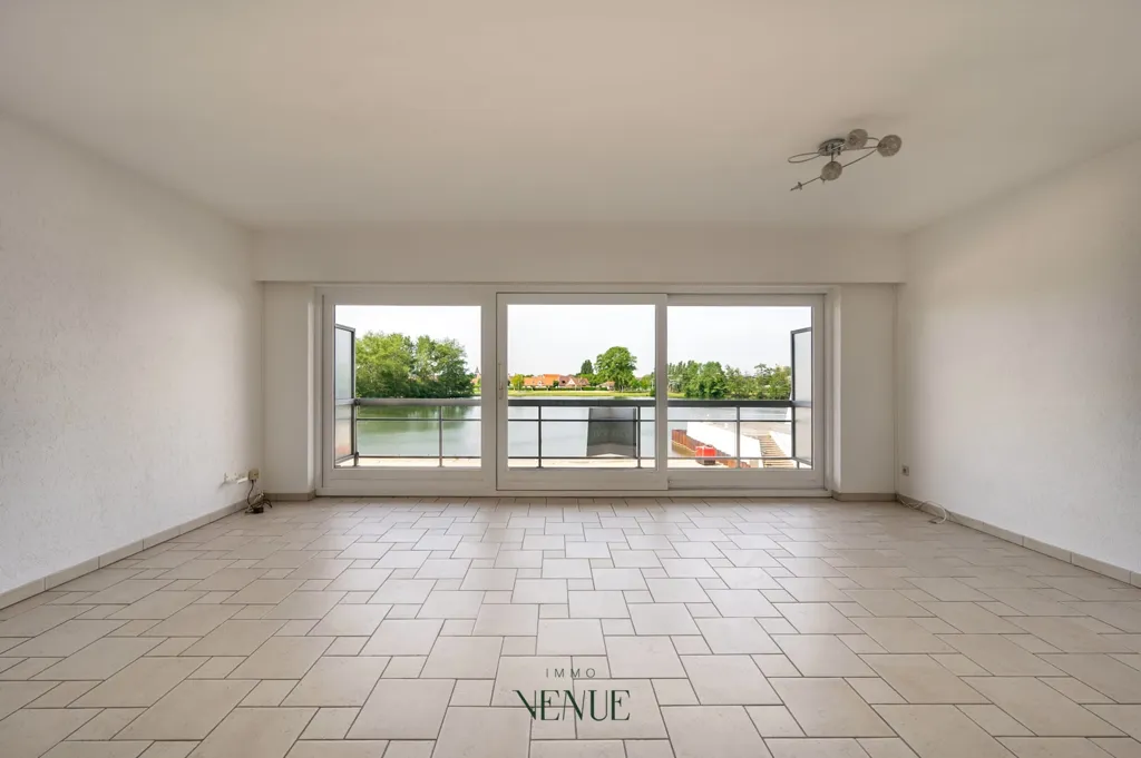 Wohnzimmer - Bright Apartment with Terrace in Duinbergen