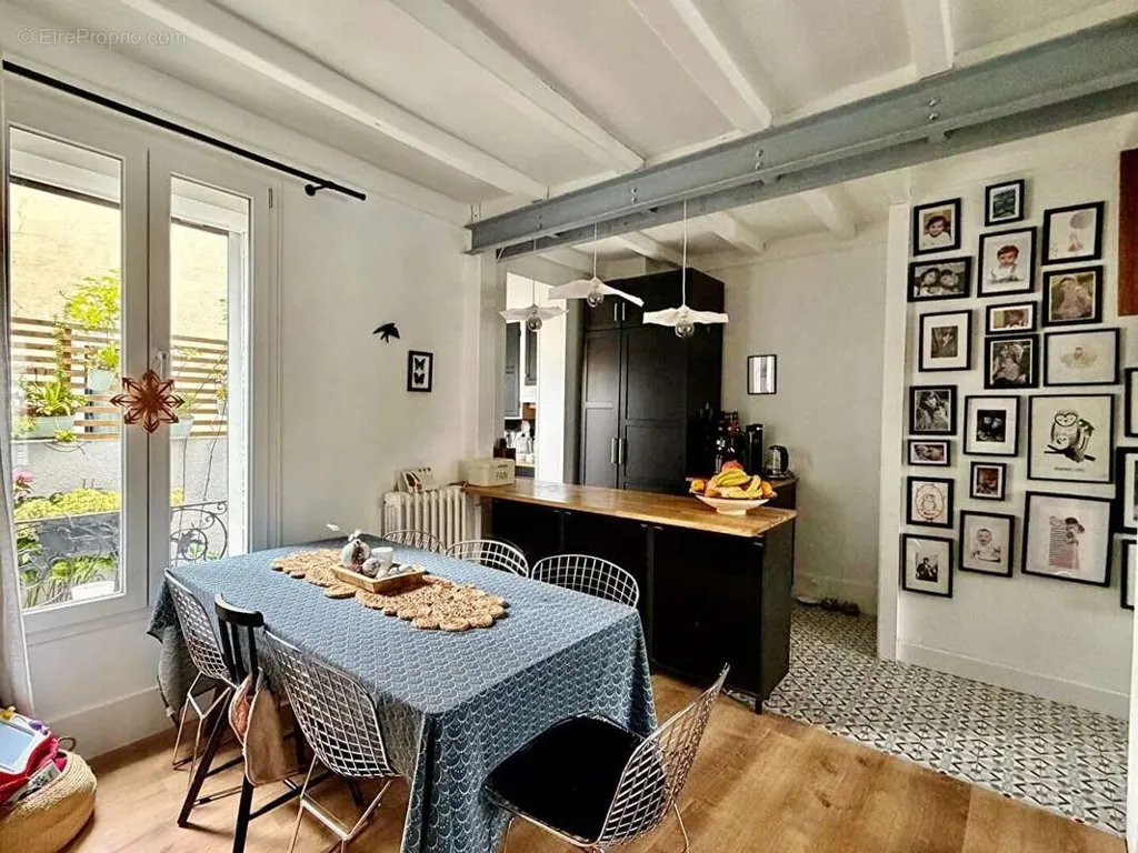 Söögituba - Charming House with Garden in Colombes