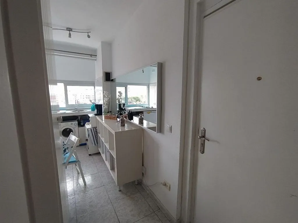 Köök - Studio with Pool on Melchor Luz Avenue
