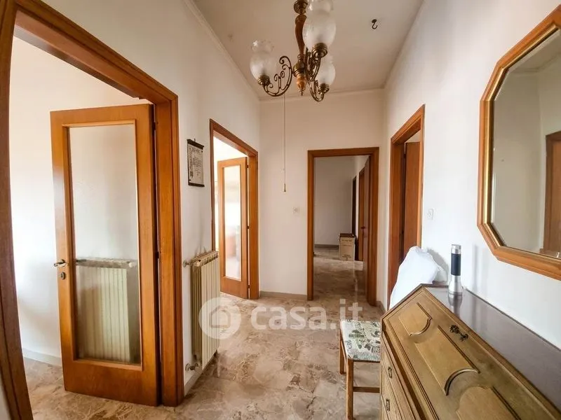 Entrée - Apartment with Terraces in Canapè, Foligno
