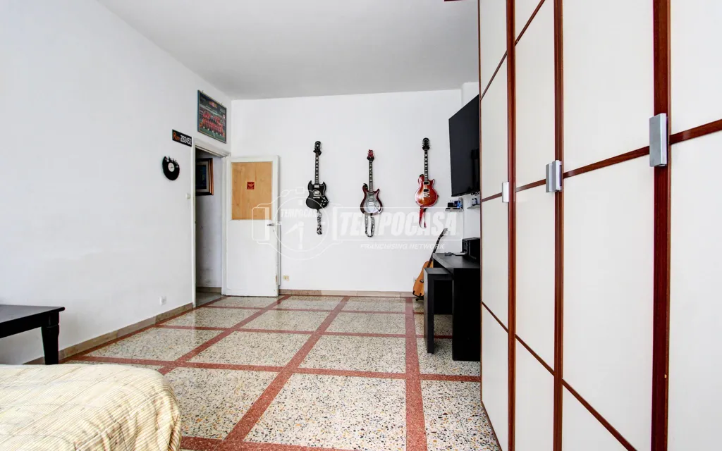 Magamistoad - Triplex with Balconies in Centocelle, Rome
