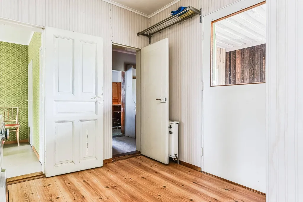 Esik - Renovated Villa with Garden in Ekshärad