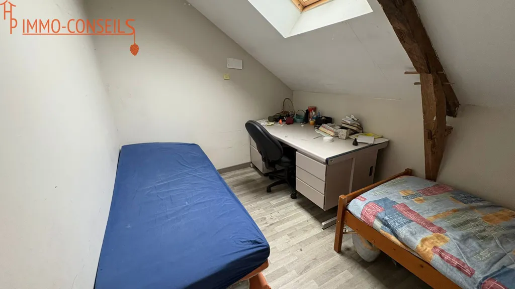 Chambres - Longère Non Mitoyenne à Fort Potentiel