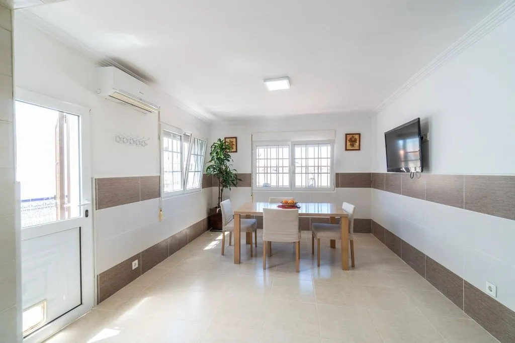 Dining Room - Luxury Villa with Pool in Torrevieja