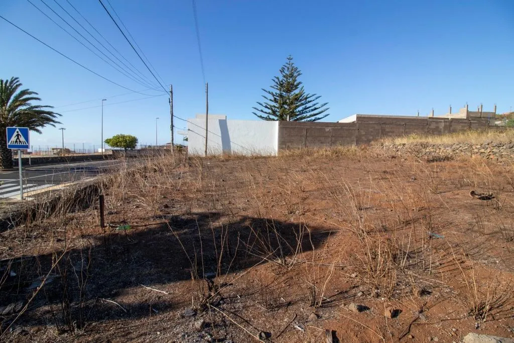 Garden - Building Land with Chalet Potential in El Rosario