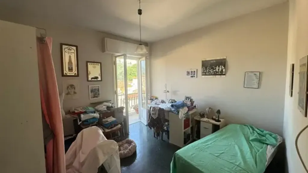 Chambres - Three-Bedroom Apartment with Terrace in Signa