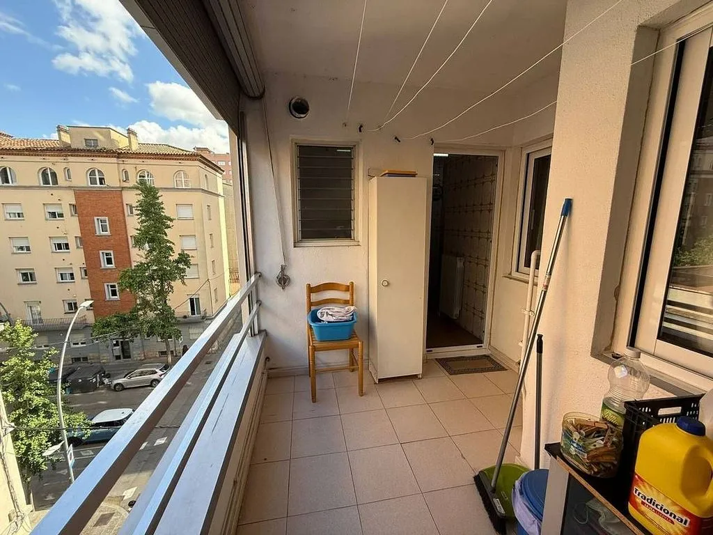 Apartment with Parking in Eixample Nord, Girona