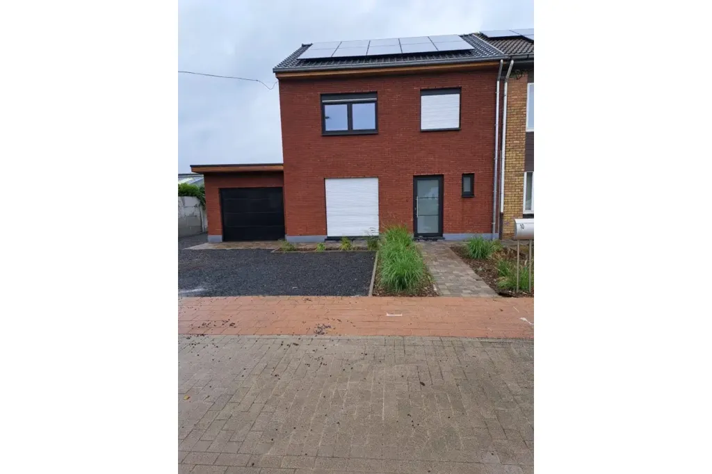 Esterno - Fully Renovated House with Solar Panels in Beernem