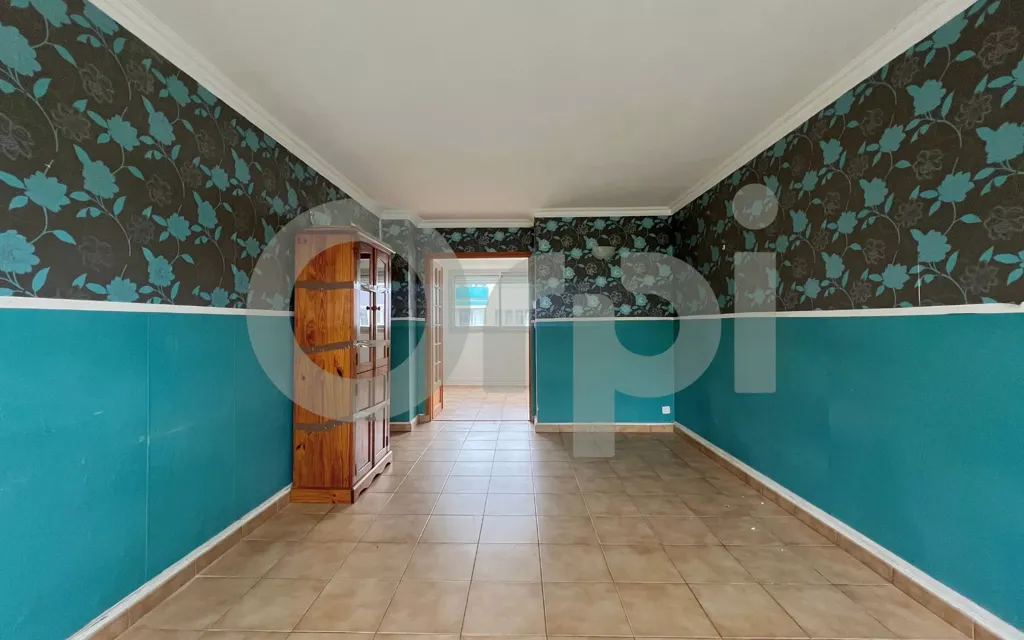 Esik - Apartment with Balcony in Sucy-en-Brie