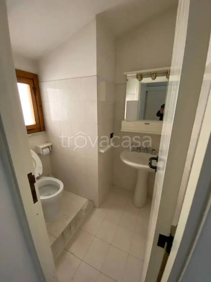 Salles de bain - Spacious Apartment with Balcony in Priverno