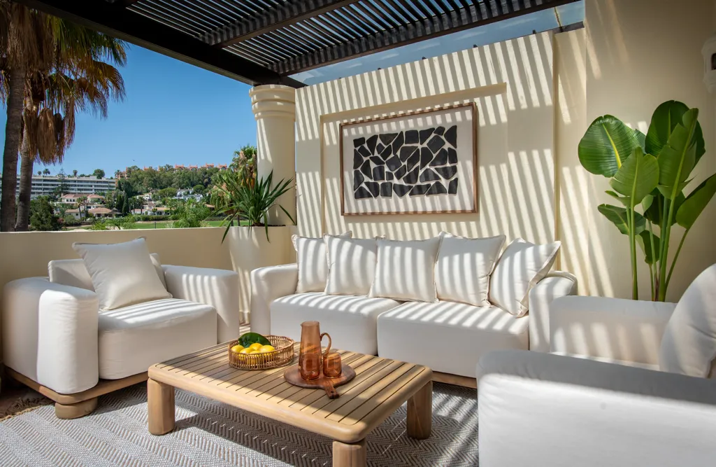 Terrass - Penthouse with Pool in Nueva Andalucía