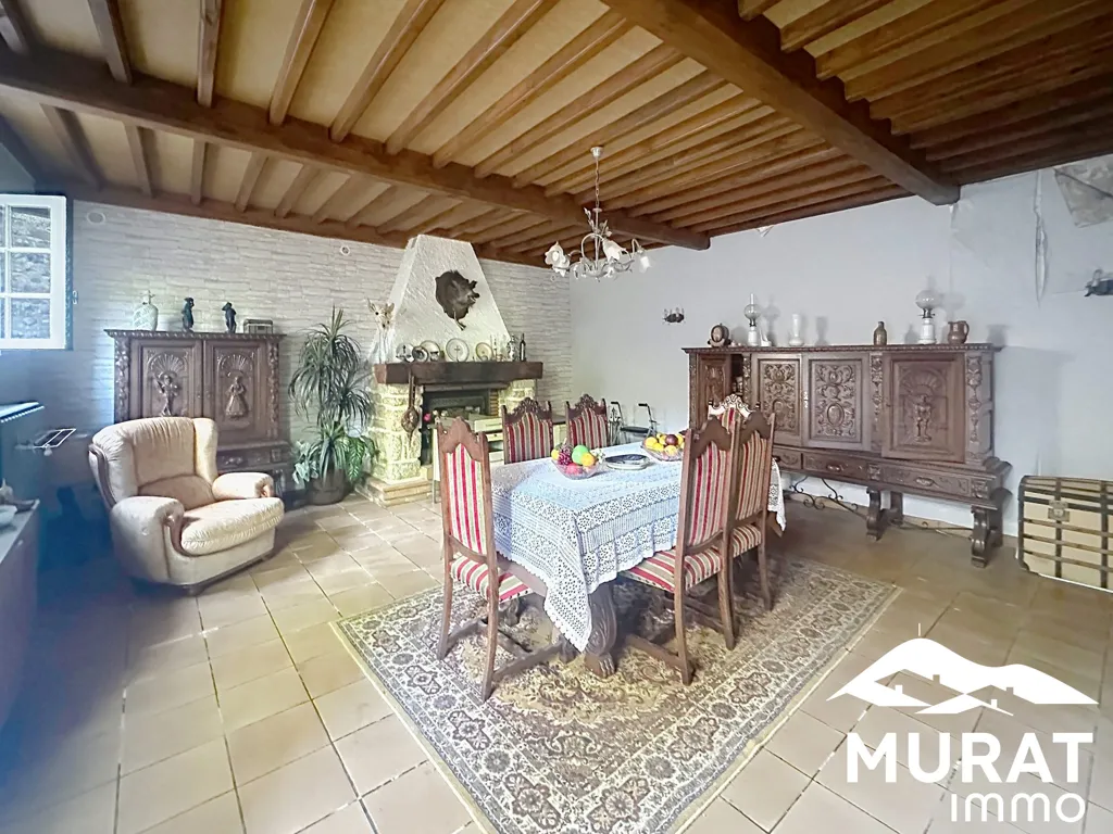 Salle à manger - Maison en Pierre avec Grange à Olloix