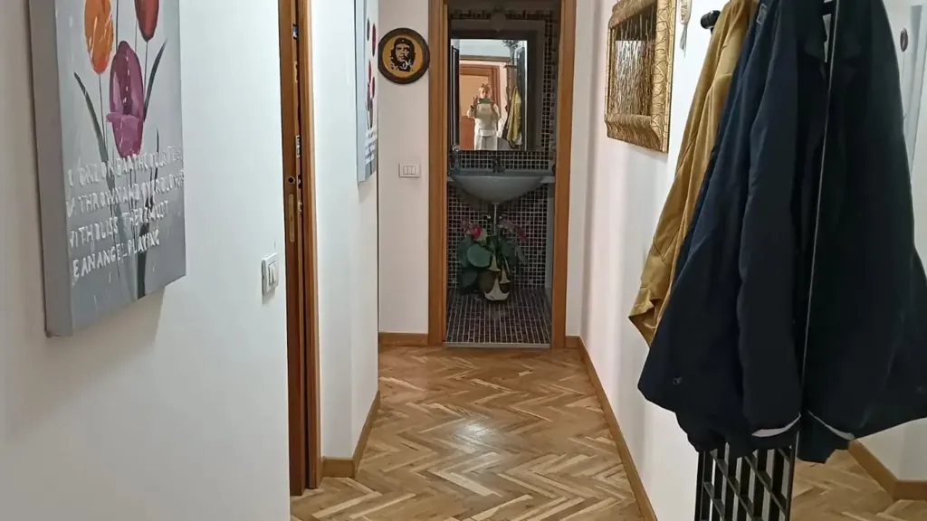 Esik - Rear-Facing Apartment with Balcony in Perugia