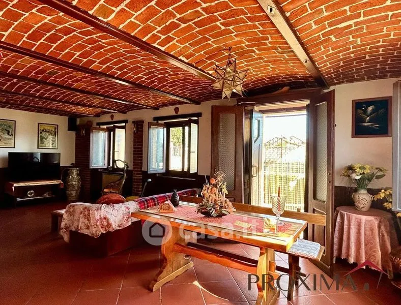 Sala da pranzo - Rustic Semidetached House with Alpine View in Villanova d'Asti