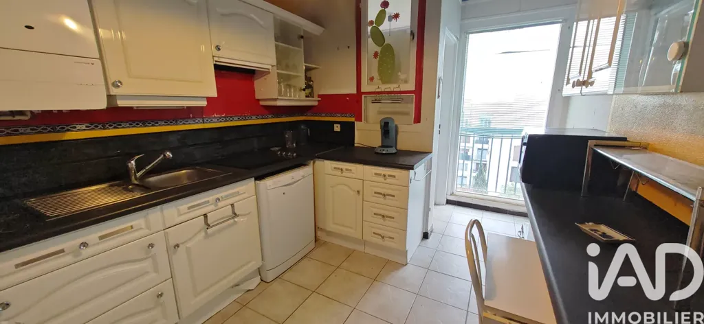 Cuisine - Appartement Traversant avec Balcon à Perpignan