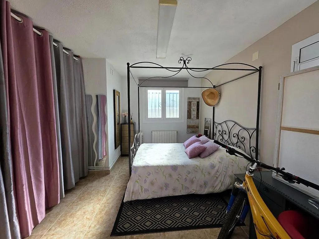 Bedrooms - Chalet with Pool in Albinyana, Tarragona