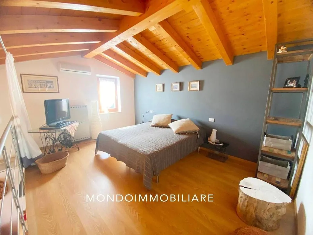 Chambres - 2-Bedroom Lakefront Flat in Sirmione