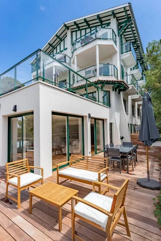 Terrass - Luxury Apartment with Sea View in La Teste-de-Buch