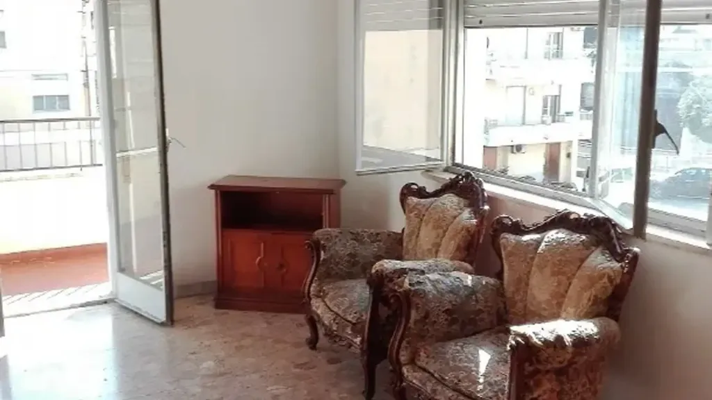 Séjour - Triplex Apartment with Balcony in Belvedere Marittimo