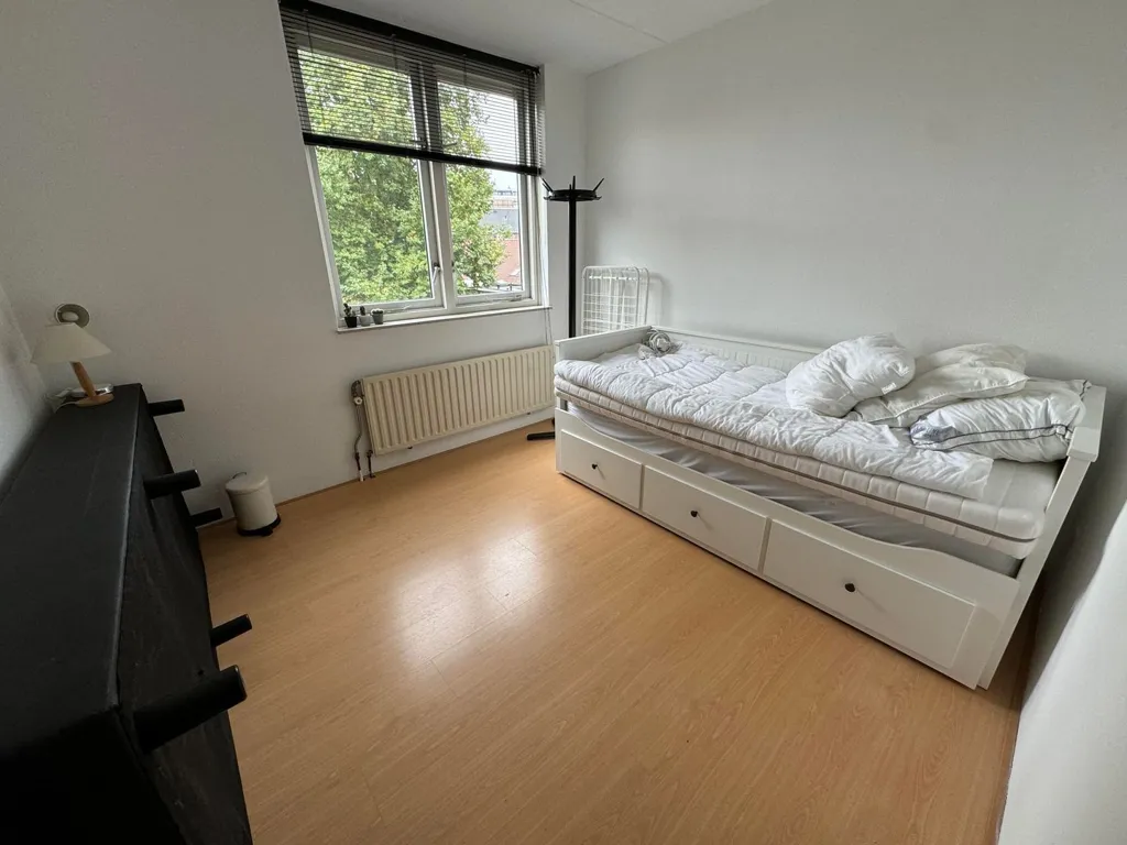 Magamistoad - Furnished Apartment with Balcony near Eindhoven Centre