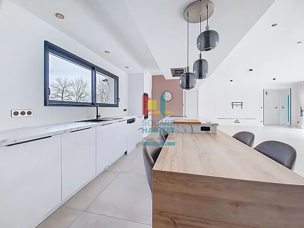 Köök - Contemporary Villa with Pool near Créon