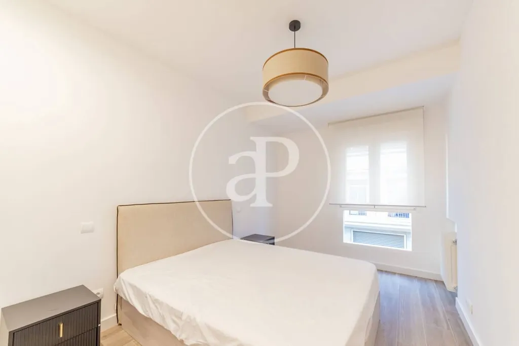 Magamistoad - Renovated Apartment with Balcony in Madrid