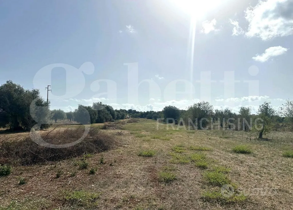 Aed - Buildable Land with Sea View in Noto