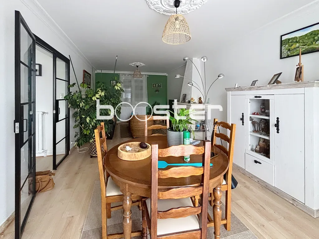 Sala da pranzo - Pavilion with Balcony and Garden near Shops