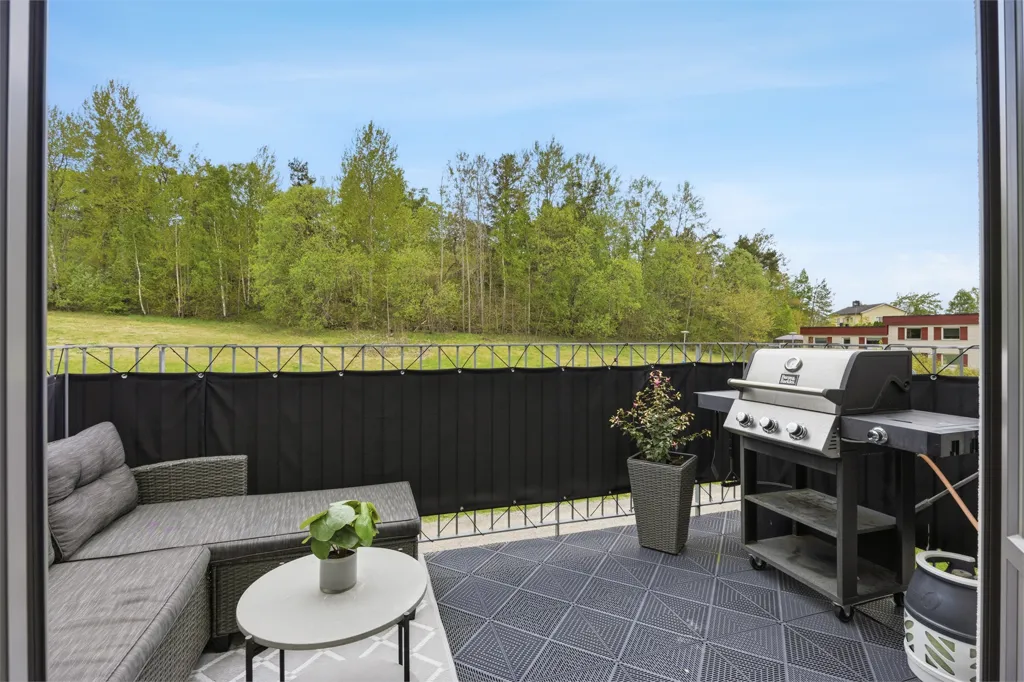 Terrasse - Modern Flat with South-West Balcony in Vagnhärad