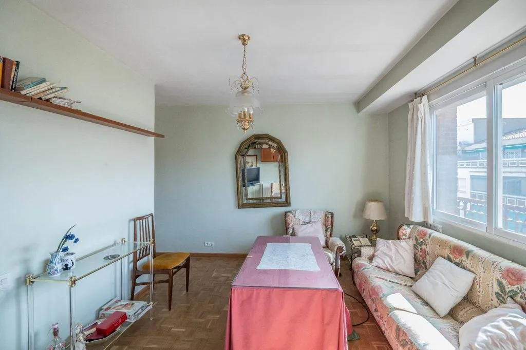 Elutuba - Luxury Flat with Balcony in Gran Capitán, Granada
