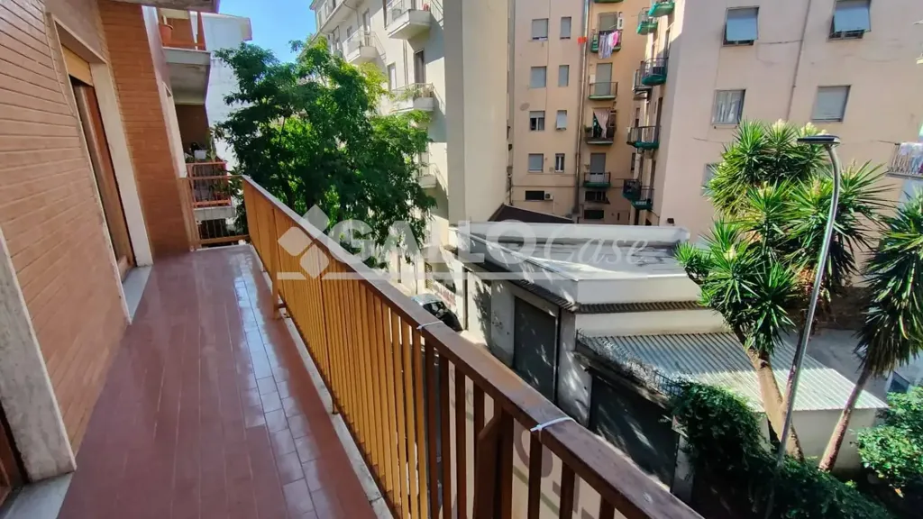 Balcon - Central Apartment with Balconies in Cosenza