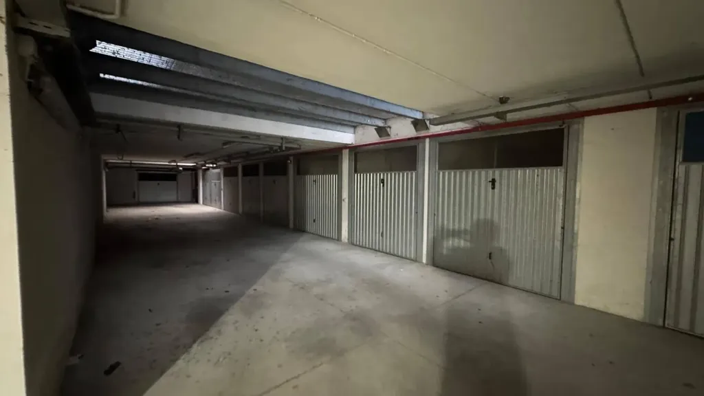 Garage - Bilocale with Terrace in Figline Valdarno