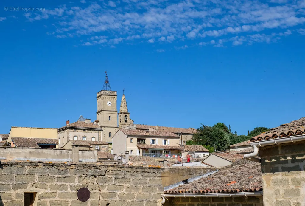 Charming Ensemble with Village Views near Uzès
