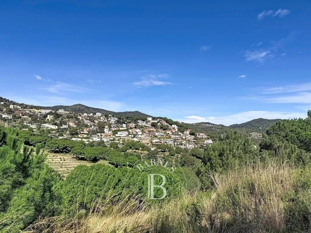 Luxury House with Pool in Alella, Spain
