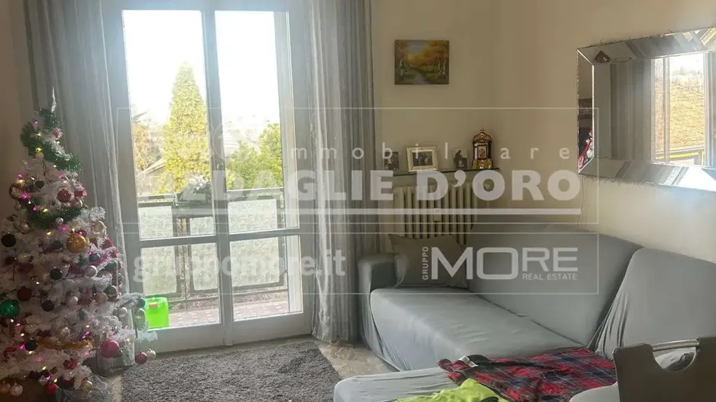 Soggiorno - Apartment with Balcony in Modena