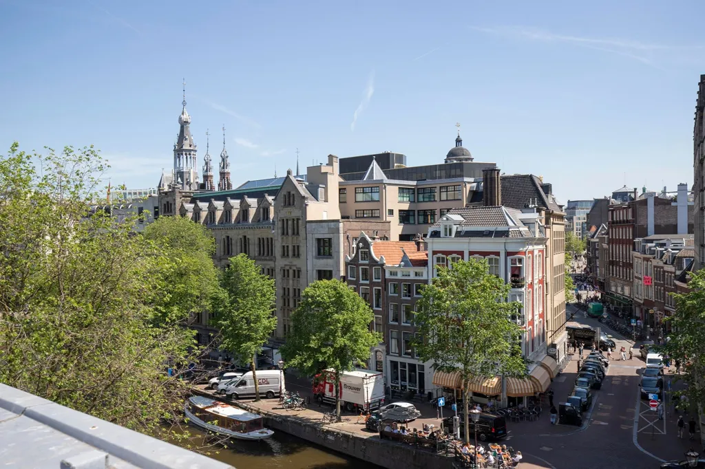 Rõdu - Renovated Duplex with Singel View in Amsterdam