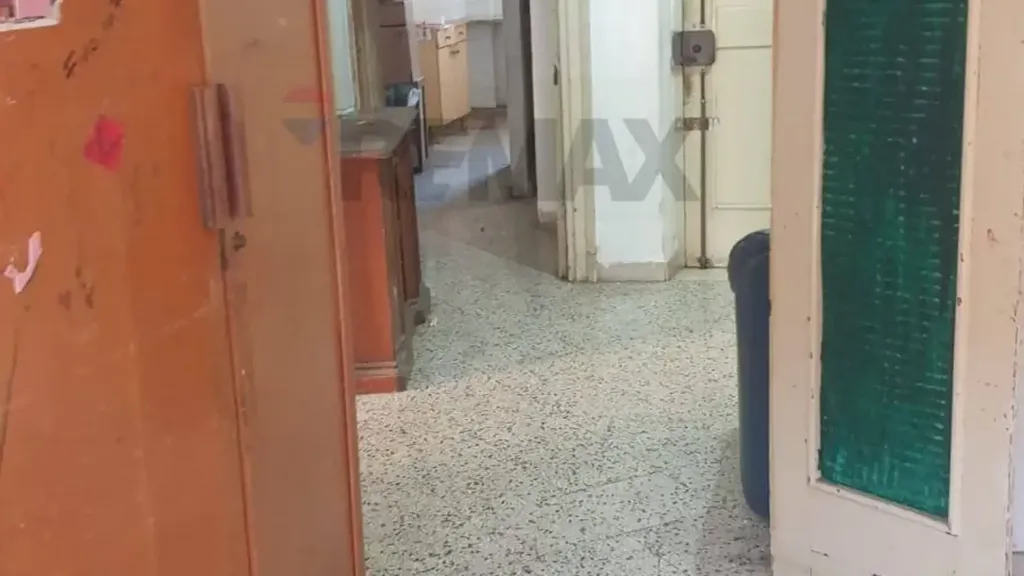Ingresso - Appartamento con tre balconi nel centro storico di Palermo
