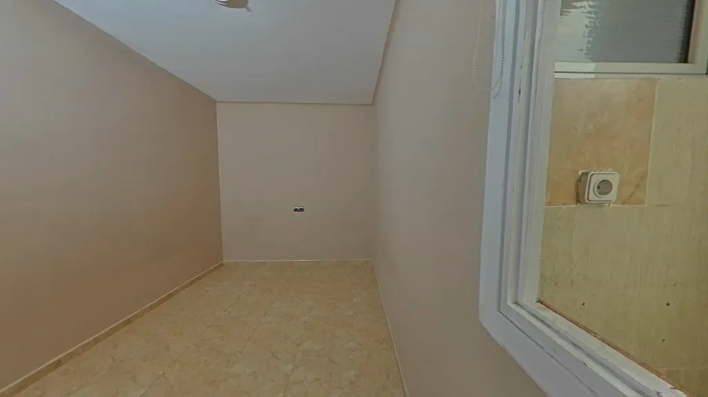 3 magamistoaga korter asukohas Terrassa