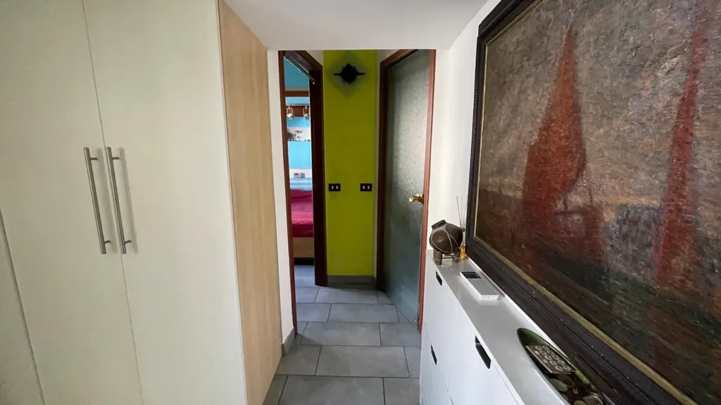 hallway_entrance