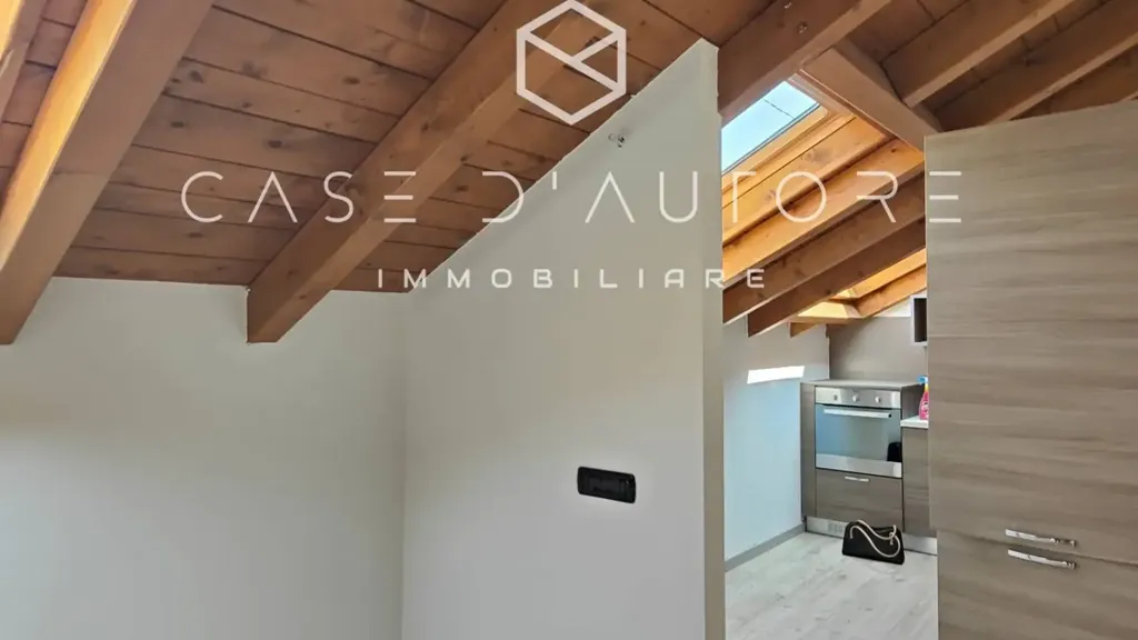 Stanze - Detached Flat with Garden in Varese Centre