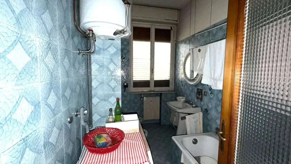 Vannitoad - Spacious Apartment with Balconies in Piacenza