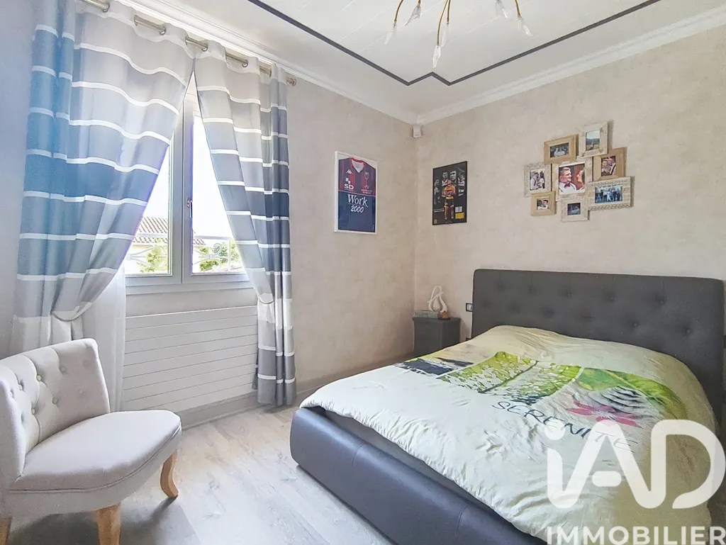 Chambres - Villa Familiale avec Piscine à Grézieu-la-Varenne